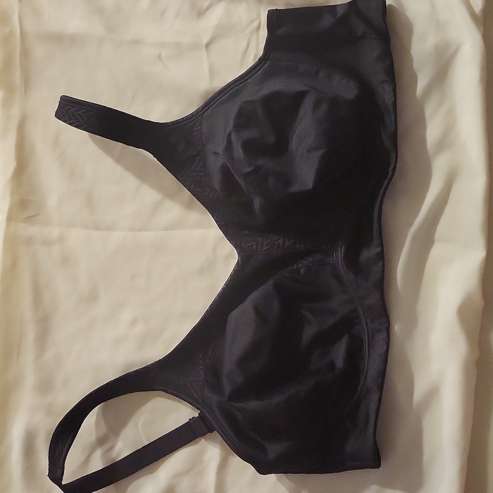 38 DDD Playtex minimizer wirefree bra